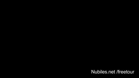 34233